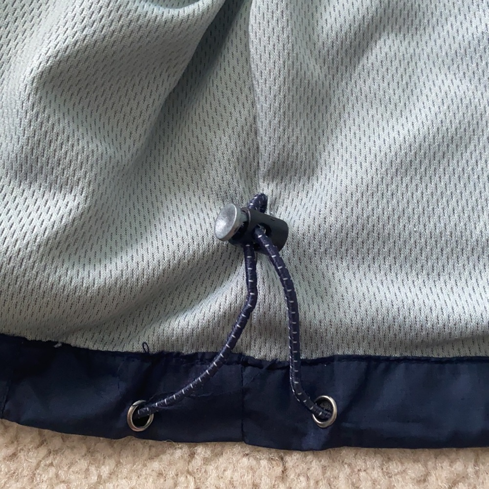 Men’s Champion Windbreaker - Picture 8 of 8